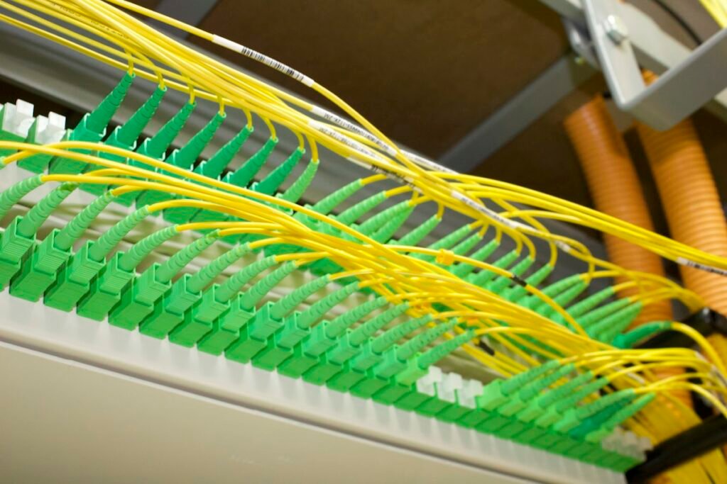 Telecommunication network cabinets